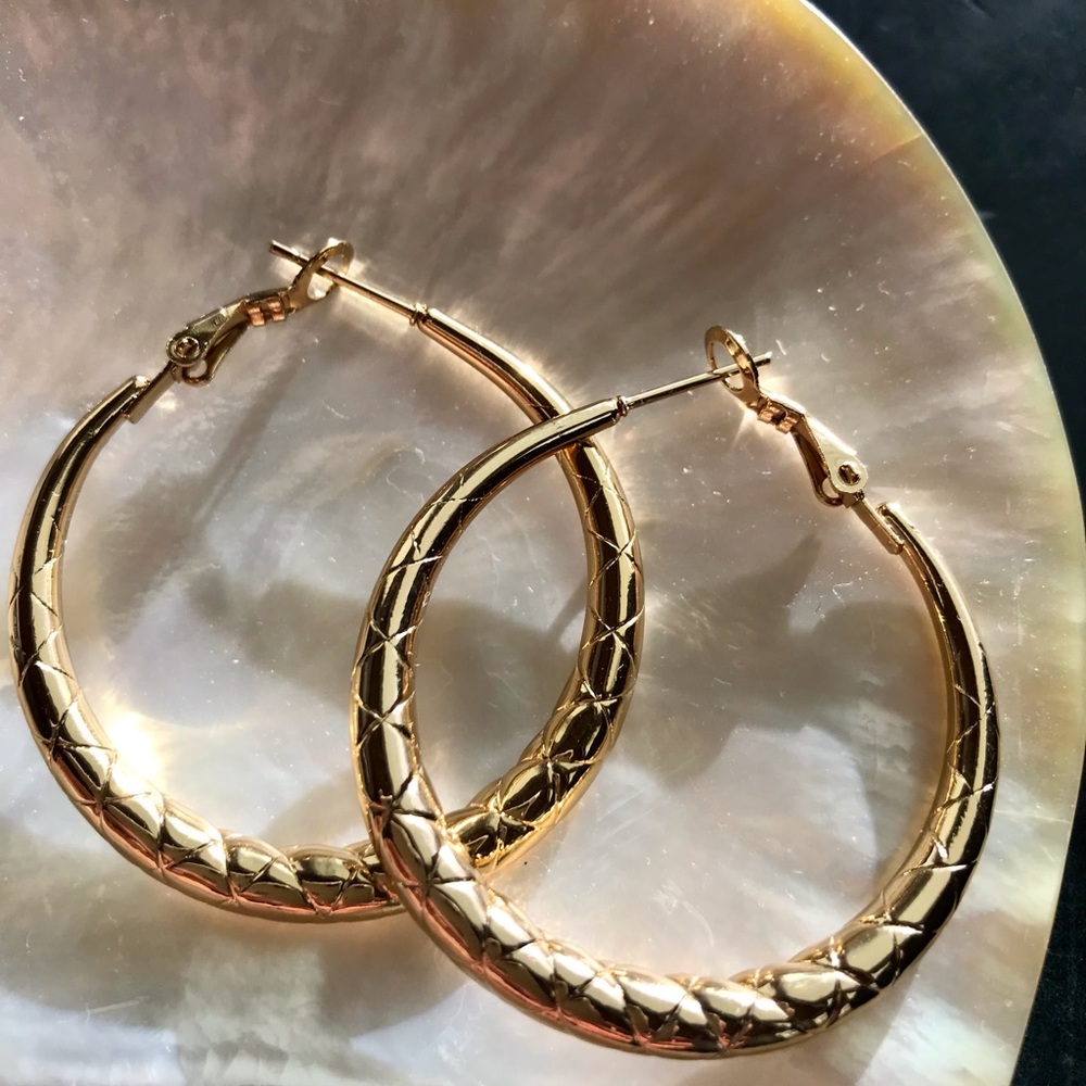 Textured Hoops